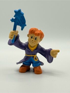 Vintage Keenway Woodland Castle Wizard With Wand PVC Figure (Toy-11)